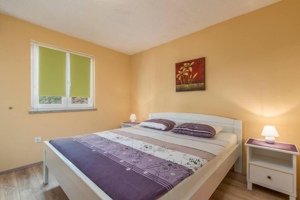 Anemona Apartment